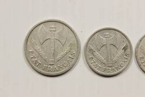 lot 72 image: 1942 & 1943 Etate Francais Lot Of 3 Coins, 1 Coin 2 Franks & 2 Coins 2 Francs Rare Find