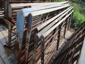 lot 58 image: Hog Panel Gates