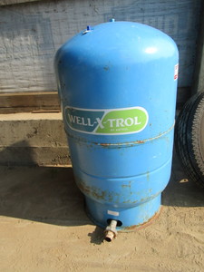 lot 27 image: WellXtrol Pressure Tank