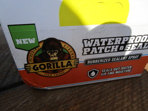 lot 32 image: Gorilla Sealant Spray