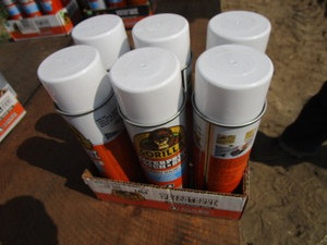 lot 44 image: Gorilla Sealant Spray