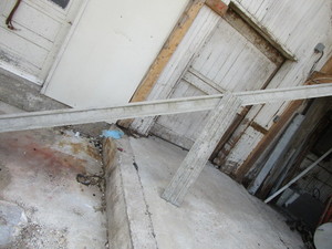 lot 70 image: Aluminum Bull Floats