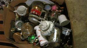 lot 72 image: Huge 2-box lot of Vintage decor and more