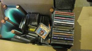 lot 78 image: Huge collection of music CDS, cassette tapes, etc