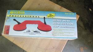 lot 102 image: Gordon professional heavy duty dual suction cup