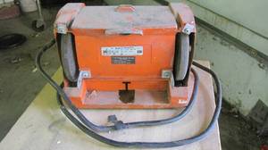 lot 105 image: Vintage Kmart 4 12 Bench grinder