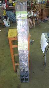 lot 124 image: 4-pack of Sta-right landscape edgin...