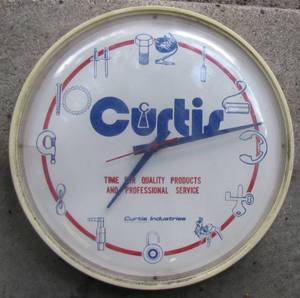 lot 134 image: Vintage Curtis Industries Clock