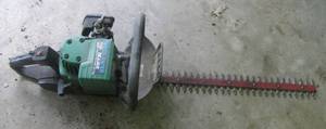 lot 143 image: Gas powered 22 Excalibur weed eater