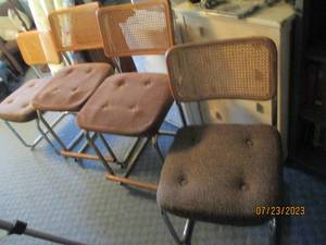 lot 161 image: 2-standard and 2-counter height metal padded chairs