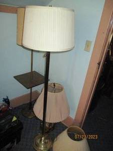 lot 167 image: Trio of Vintage lamps. 2 are freestanding