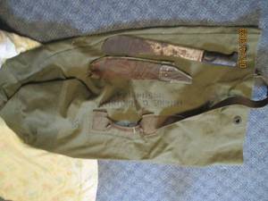 lot 206 image: Vintage canvas army footlocker