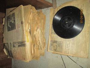 lot 225 image: Huge lot of Antique phonograph record albums