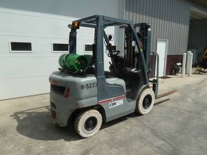 2008 Nissan Forklift