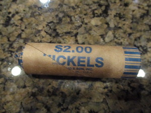 lot 4 image: Roll of (40) WWII Jefferson Silver Nickels