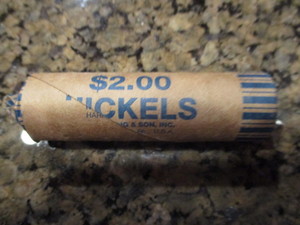 lot 7 image: Roll of (40) WWII Jefferson Silver Nickels