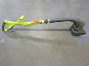 lot 91 image: RYOBI ONE 18V 10 in. Cordless Battery String Trimmer and Edger (Tool Only) - WORKS, SLIGHTLY USED
