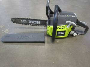 lot 93 image: RYOBI 14 in. 37cc 2-Cycle Gas Chainsaw - COULD NOT START, (NO GAS) HAS COMPRESSION, USED