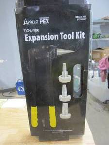 lot 186 image: Apollo PEX-A Expansion Tool Kit with 12 in., 34 in. and 1 in. Expander Heads - NEW