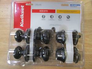 lot 190 image: Kwikset Cove Venetian Bronze Keyed Entry Door Knob and Single Cylinder Deadbolt Project Pack with Pin & Tumbler feat - NEW