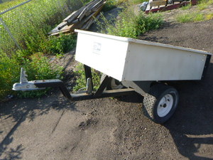 lot 175 image: Agri-Fab Garden Trailer