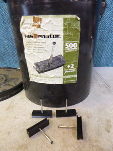 lot 30 image: Correct Deck Fastenator Preload Fasteners