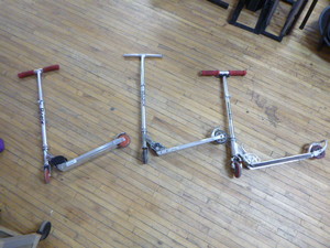 lot 37 image: 3 Scooters