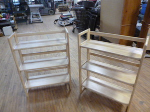 lot 60 image: 2 Apple Folding Shelves