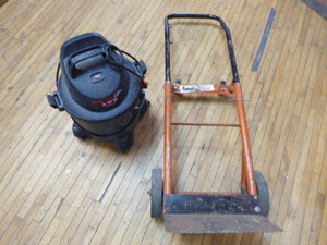 lot 70 image: Shop Vac and Dolly