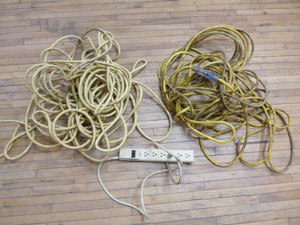 lot 85 image: 2 Heavy Duty Extension Cords