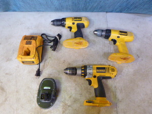 lot 98 image: DeWalt Tools