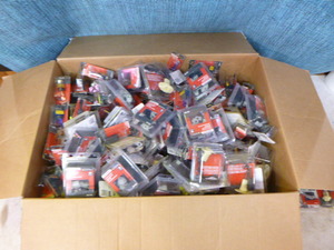 lot 113 image: Box of Auto Craft Parts