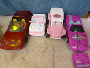 lot 120 image: 4 Barbie Doll Cars