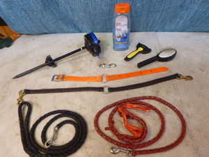 lot 130 image: Pet Items