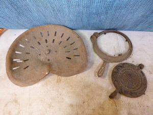 lot 137 image: Vintage Items