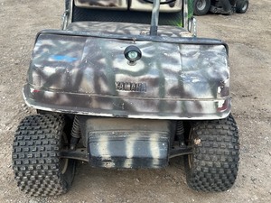 lot 1 image: Yamaha Gas-Powered Golf Cart