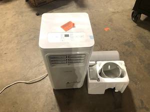 lot 5 image: Vissani 5,000 BTU 115-Volt Portable Air Conditioner with Dehumidifier Mode and Remote in White  Customer Returns See Pictures