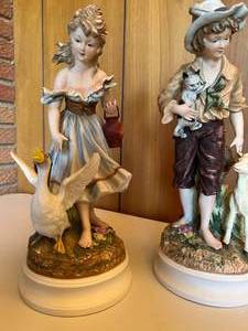 Andrea Figurines