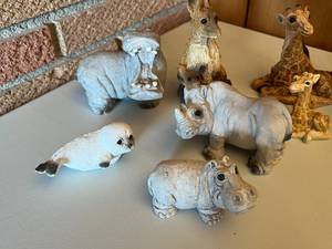 Stone Critters Elephants, Rhino, Hippo, Giraffes, Kangaroo & Seal