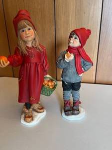 Norway Boy and Girl Figurines