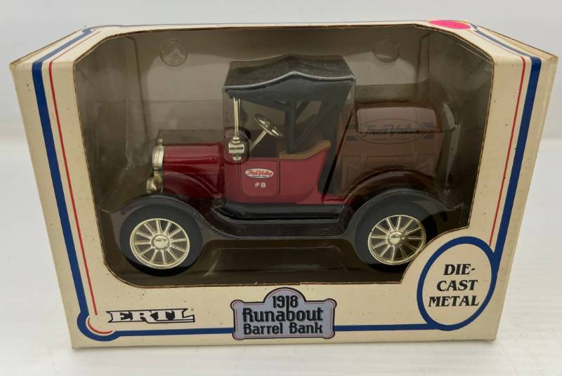 lot 4 image: Two Ertl Collectibles Die-Cast Metal Banks 1 1989  ( True Value ) 1918 Runabout Barrel  1 1995  ( True Value ) GMC Panel Truck