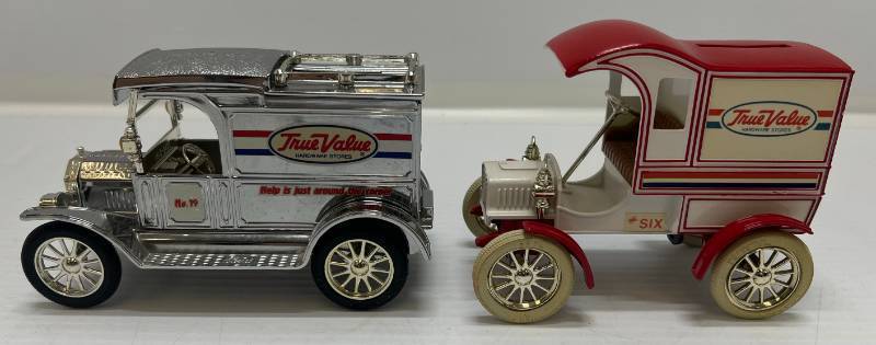 lot 6 image: Two Ertl Collectibles Die-Cast Metal Banks ( No Boxes ) 1 ( True Value ) 1913 Model T Van  1 ( True Value ) 1905 Ford Delivery Van