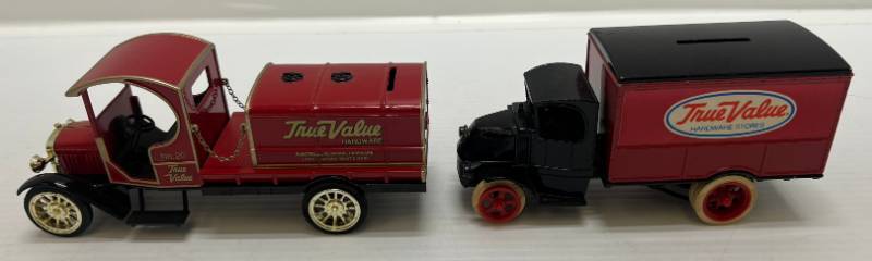 lot 7 image: Two Ertl Collectibles Die-Cast Metal Banks ( No Boxes ) 1 ( True Value ) Tanker Truck 1 ( True Value ) 1926 Bulldog