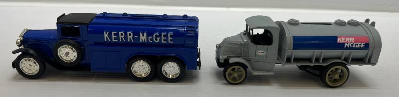 lot 34 image: Two Ertl Collectibles Die-Cast Metal Banks ( No Boxes ) 1 ( Kerr-McGee ) 1926 Bulldog 1 ( Kerr-McGee ) 1930 Diamond 2 12 Ton Tanker