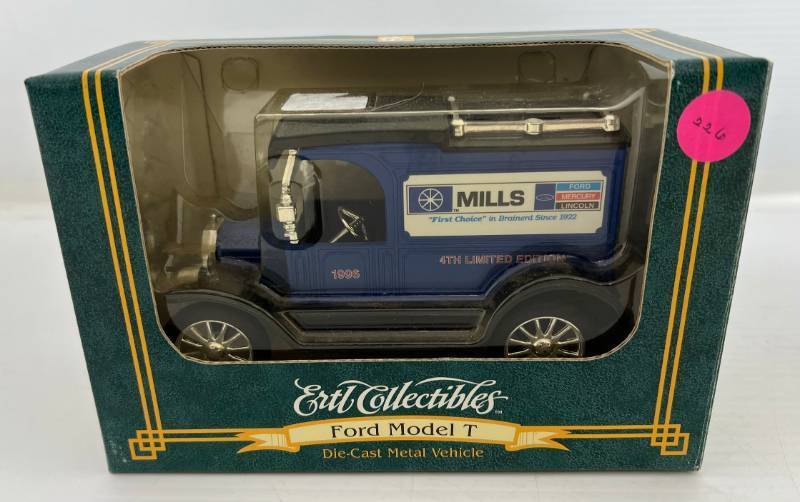 lot 71 image: Two Collectibles Die-Cast Metal Banks 1 Ertl  1995 ( Mills ) Ford Model T 1 2002 RC2 ( Mills )  1912 Ford Express Van
