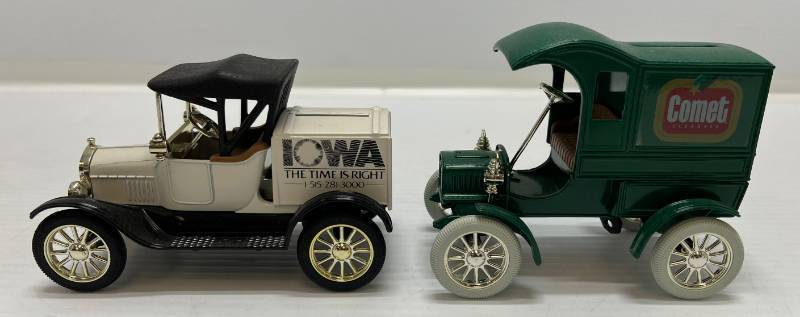 lot 77 image: Two Ertl Collectibles Die-Cast Metal Banks 1 1988 ( Comet ) 1905 Delivery Car 11988 ( Iowa The Time Is Right )  1918 Runabout