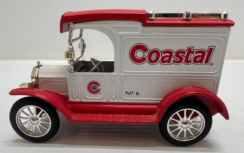 lot 1 image: 1 Ertl Collectibles Die-Cast Metal Bank ( No Box  ) ( Coastal ) 1913 Ford Model T Van & Misc. Die Cast Car Hardly Able Oil Company