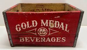 lot 92 image: Vintage Gold Metal Beverages Wood Crate