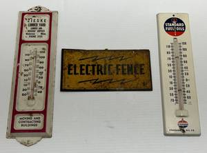 lot 112 image: Vintage Standard Fuel Oils Thermometer 3 14 x 11 12  & Metal Electric Fence Sign 4 x 8