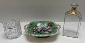 lot 131 image: Cut Crystal Candy Dish With Lid & More